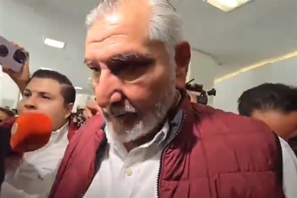 El senador Adán Augusto López reapareció en el Consejo Nacional de Morena.