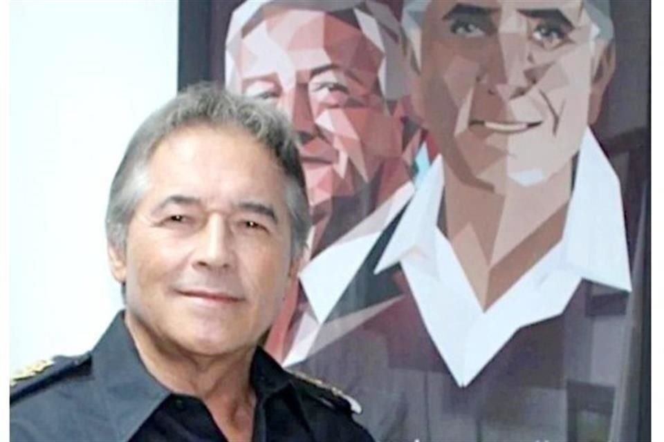 Hernán Bermúdez Requena, ex secretario de Seguridad Pública de Tabasco, es prófugo de la justicia por los delitos de asociación delictuosa, extorsión y secuestro.