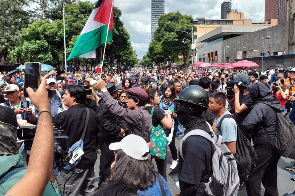 Elementos del bloque negro se encuentran en la marcha.