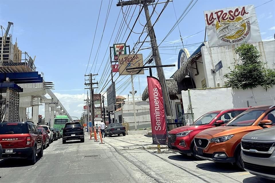 Comercios, como el restaurante La Pesca, cerraron sus puertas por las obras.