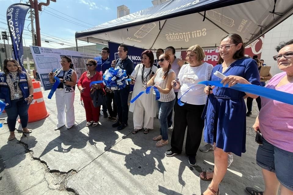 El Alcalde de San Nicolás Daniel Carrillo encabezó la reapertura de la obra en compañía de vecinos nicolaítas.