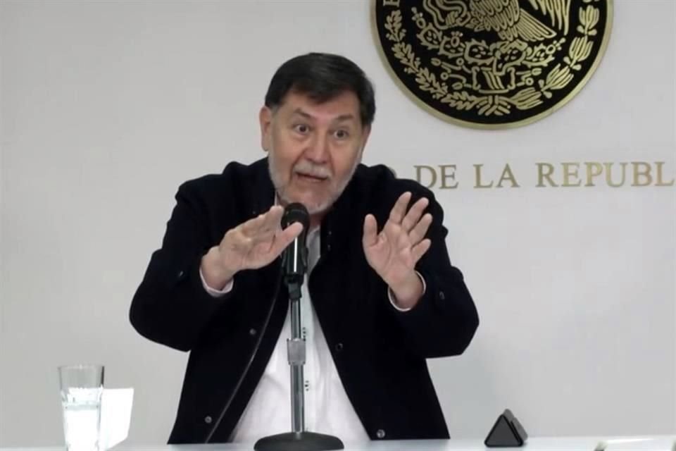 Fernández Noroña se negó a responder las condiciones del crédito con el que compró su casa en Tepoztlán.