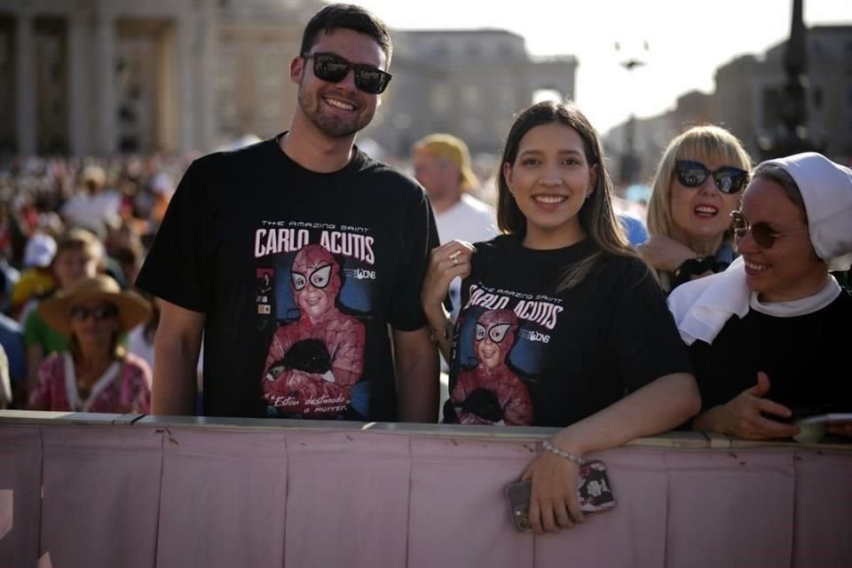 Gran parte de la popularidad de Acutis se debe a una campaña concertada por el Vaticano para ofrecer a la próxima generación de fieles un nuevo modelo a seguir, un 'santo común' ordinario.