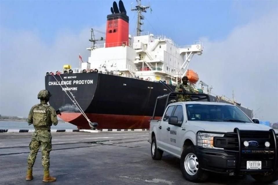 Los hermanos Farías Laguna están señalados de presuntamente encabezar la red de corrupción en la Marina para contrabandear combustible.