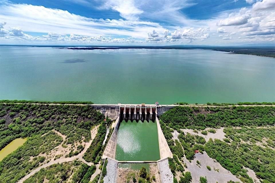 Los embalses captaron en conjunto 164 millones de metros cúbicos, equivalente a más de la mitad de la capacidad de la Presa Cerro Prieto, que es de 300 millones. 