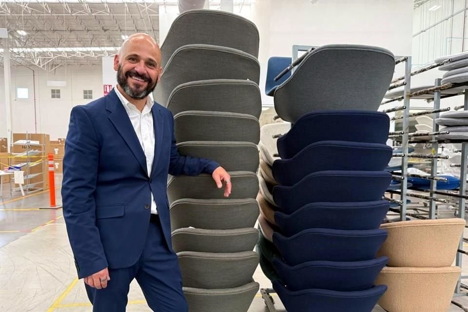 Pablo Espinosa, Vice President for Mexico and Latin America at MillerKnoll, poses with some of the products already manufactured at the Apodaca plant.