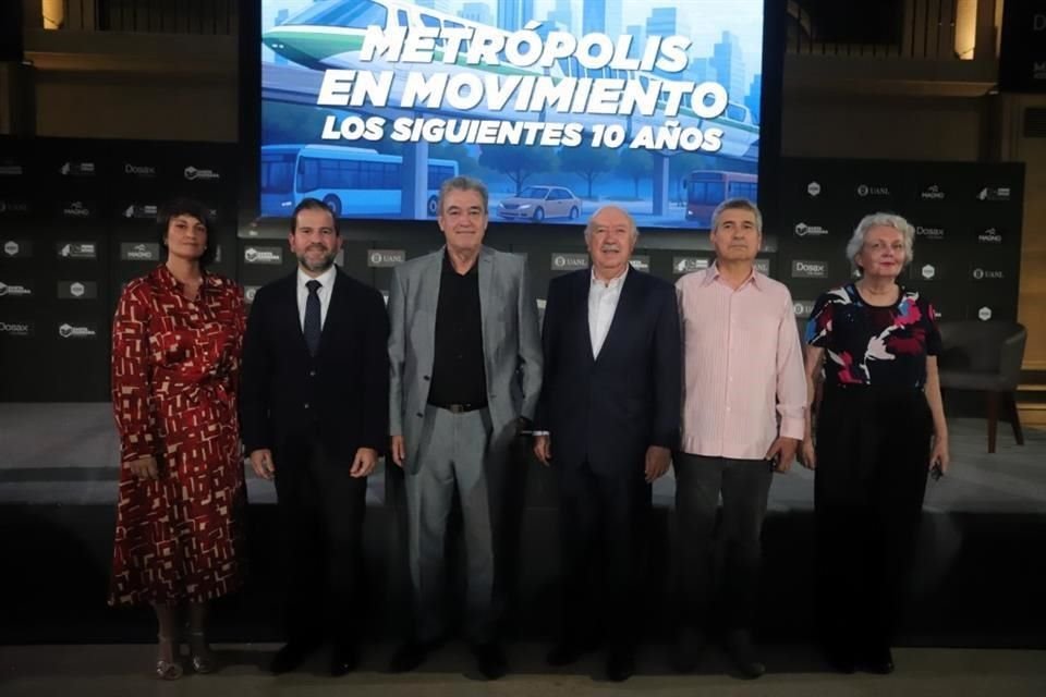 Sandrine Molinard, Raúl Lozano, Hernán Villarreal, Ramiro Guzmán, Gabriel Todd y Rena Porsen.