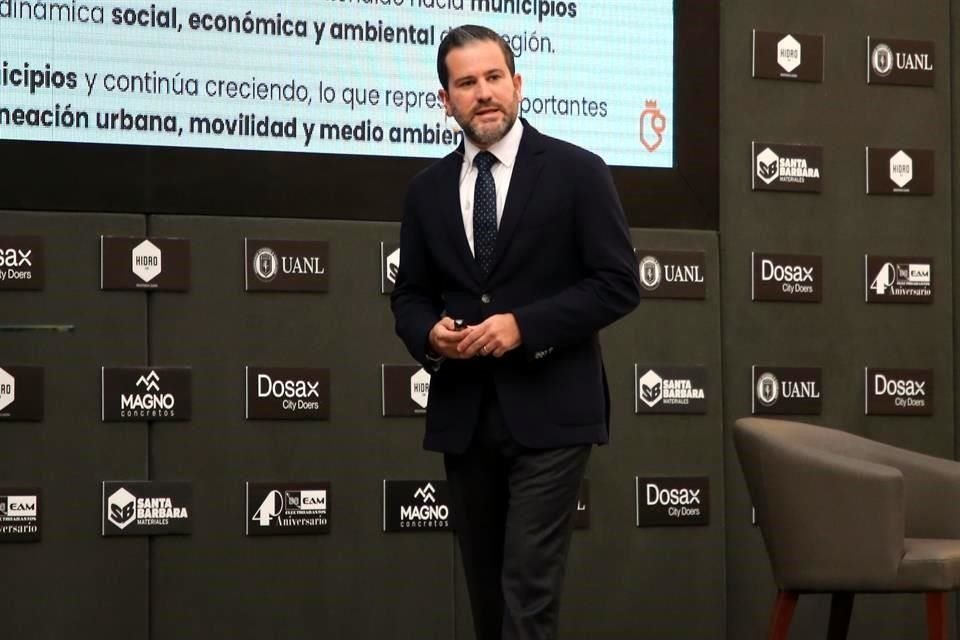 Raúl Lozano, Secretario de Medio Ambiente, planteó acciones que buscan garantizar que el desarrollo ya no implique más contaminación.