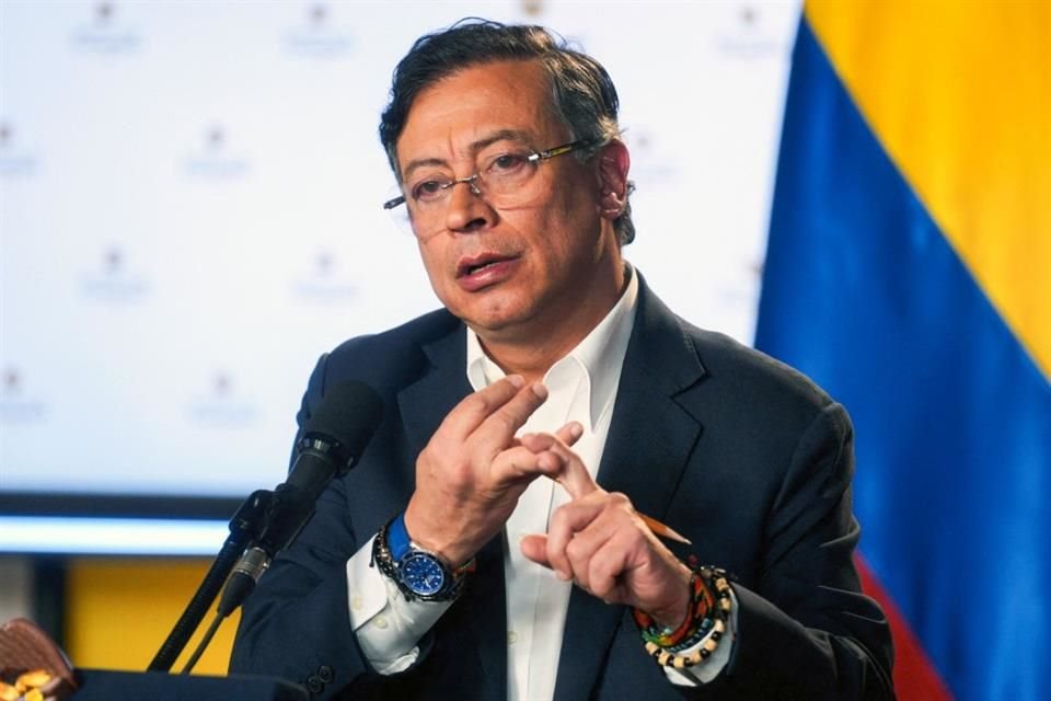 El Presidente Gustavo Petro durante una conferencia de prensa en Bogotá, el 23 de octubre del 2025.