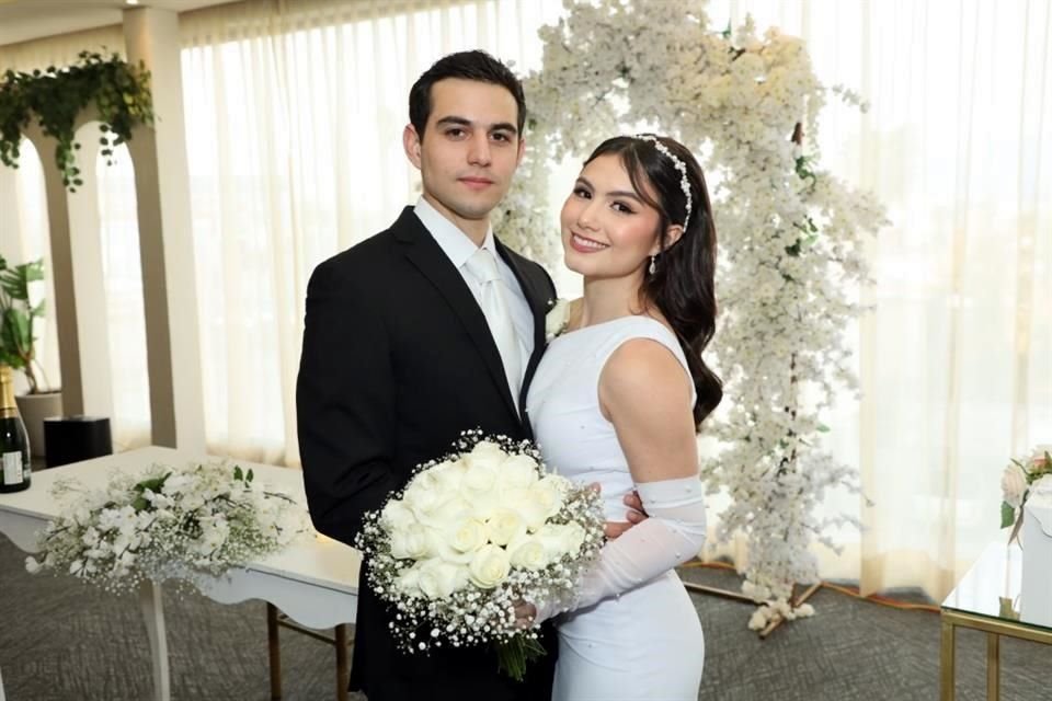 Sergio Alberto Zavala Pérez e Ilse Vanessa Torres Granados