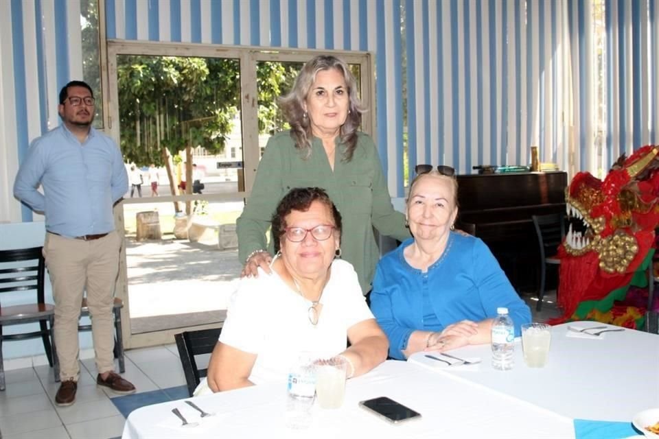 Ana María López, Guilermina Ríos y Yolanda Ledezma