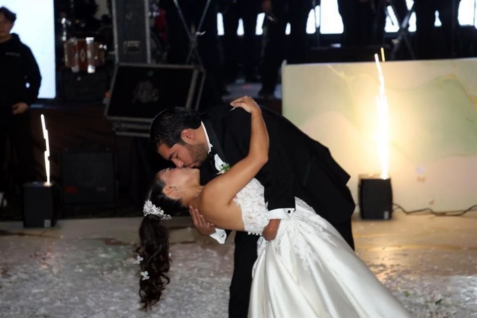 Rodolfo Herrera Hernández y Dayana Donjuán