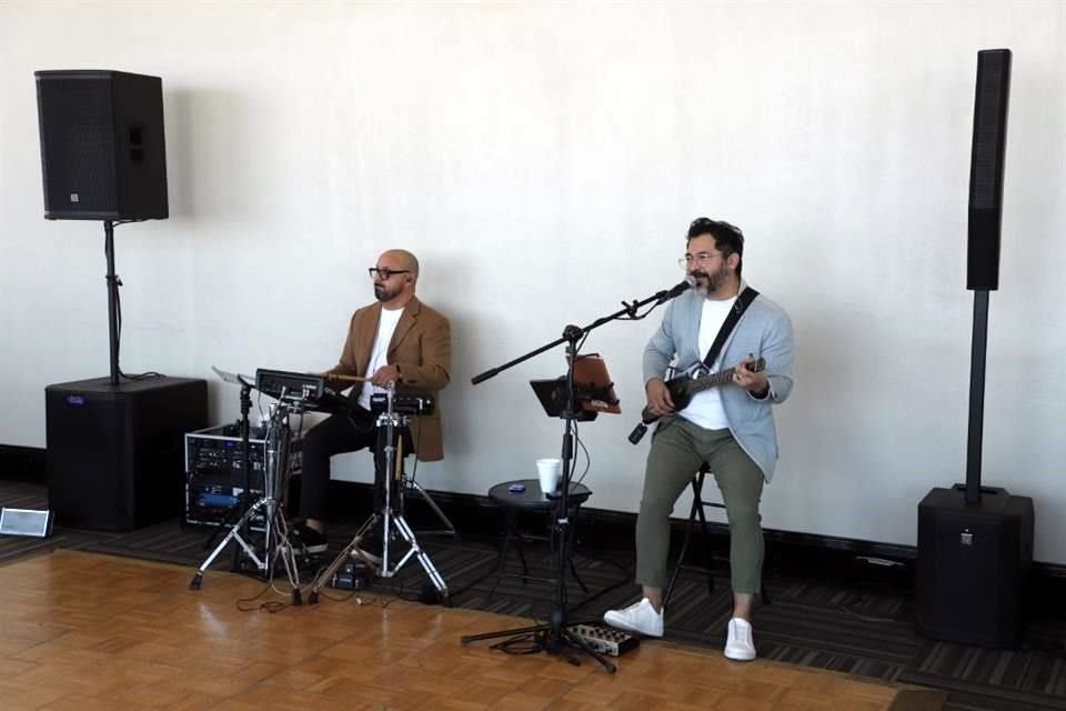 Durante el festejo los invitados disfrutaron música en vivo.