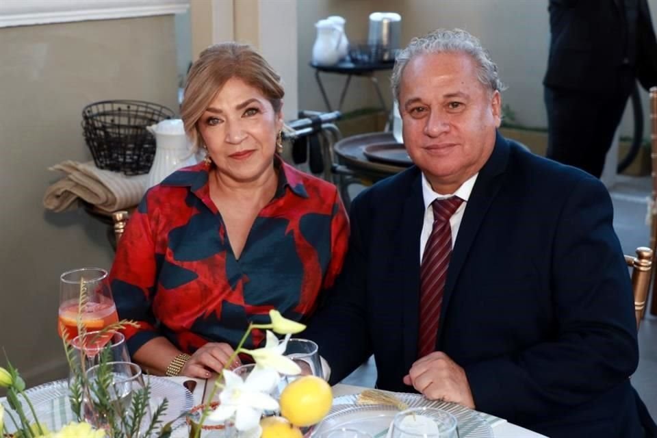 Sandra Acosta y Luis Lauro Martínez