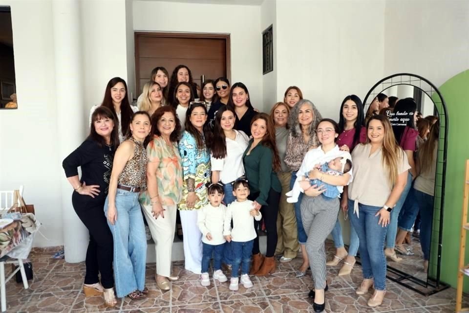 Caro Carmona e invitadas