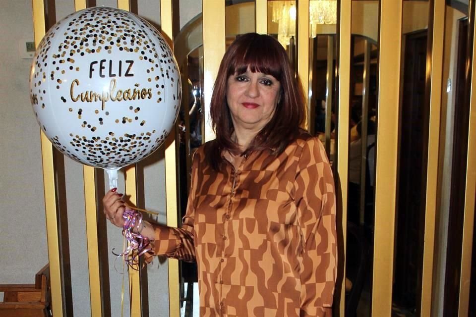 Laura Salazar de Santos