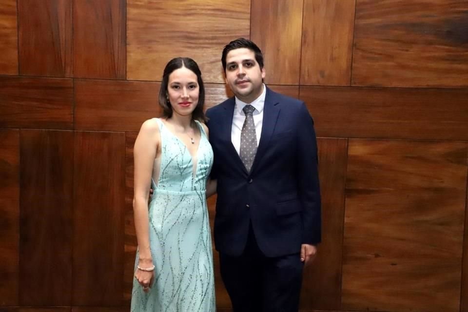 María Teresa Ramírez y Erick Solís