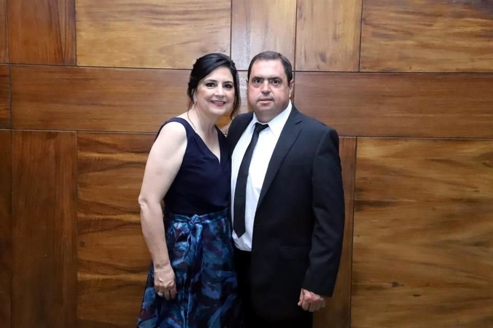 Nidia Garza y Alejandro Góngora