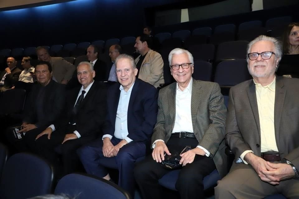 Rafael Gómez, Miguel Quiroga, Eugenio Elizondo, Cesario Frías y Ezequiel Siller