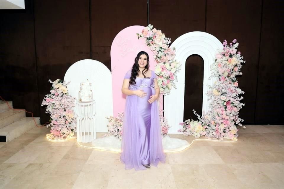 Karen Escajadillo de Carrillo