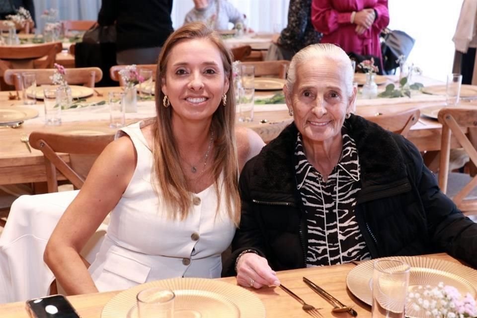 Rocío Arnaud y Rocío del Carmen Faz de Arnaud