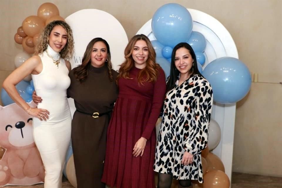 Karla García, Liliana Chávez, Sandra García y Karina Flores