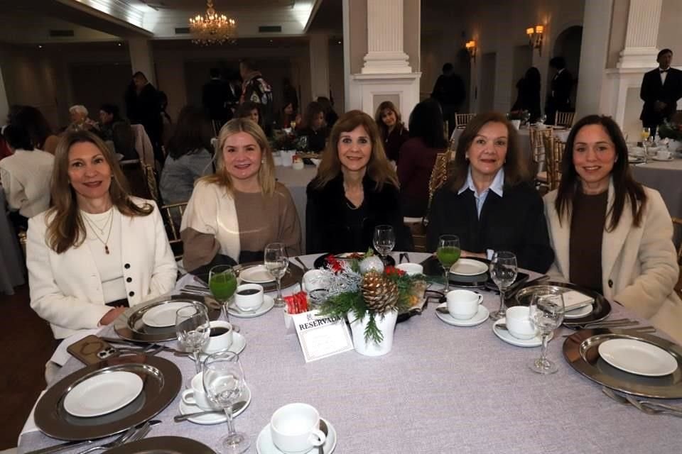 Diana González de González, Alicia Rodríguez de Hernández, Malula Zubieta y Landa, Lourdes de Zubieta y Landa y Paty Domínguez de Benítez