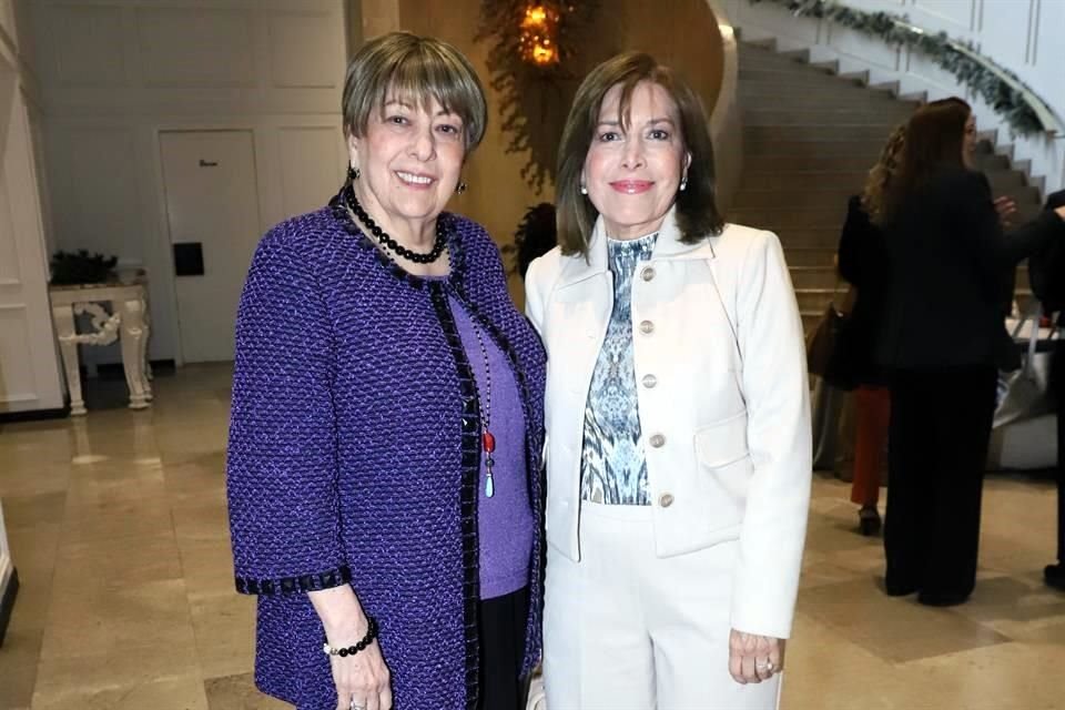 Ernestina Vara de Muller y Esthela García