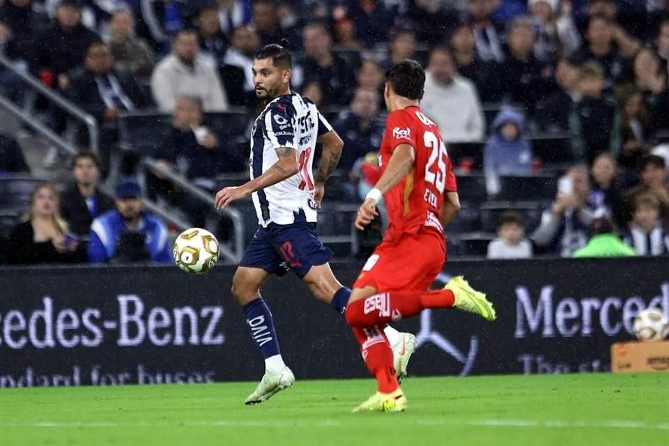 Jesús 'Tecatito' Corona tuvo gran movilidad en la zona de ataque del Monterrey.