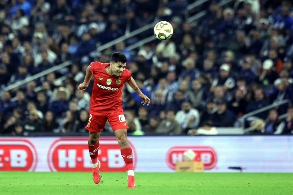 El Toluca se desbocó al frente y estuvo cerca de emparejar el marcador.