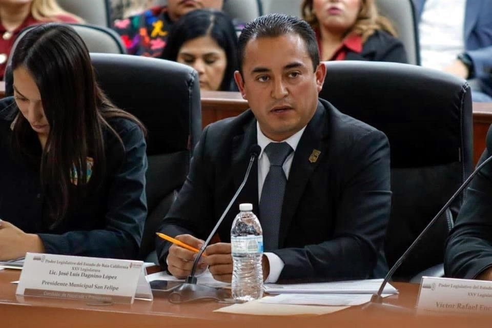 Cuando intentaba ingresar a EU por el cruce de Calexico, California, José Luis Dagnino López, Edil de San Felipe, fue notificado por agentes norteamericanos sobre la cancelación de su visa de turista.