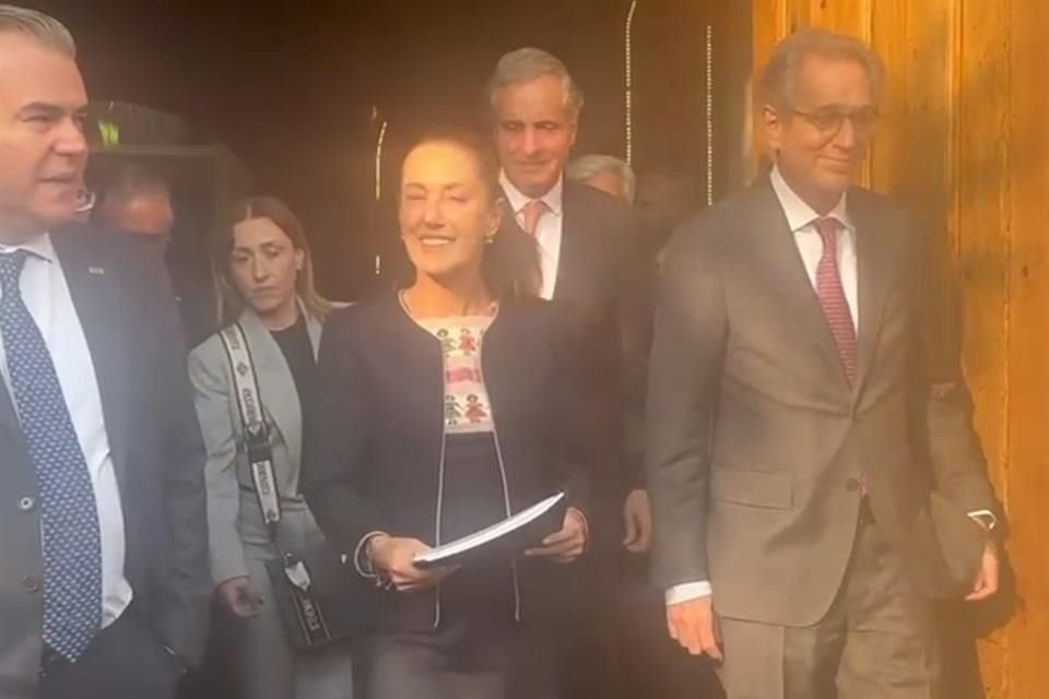 Pese amenaza de Trump, empresarios confiaron en la continuidad del T-MEC tras participar en una reunión con la Presidenta Claudia Sheinbaum.