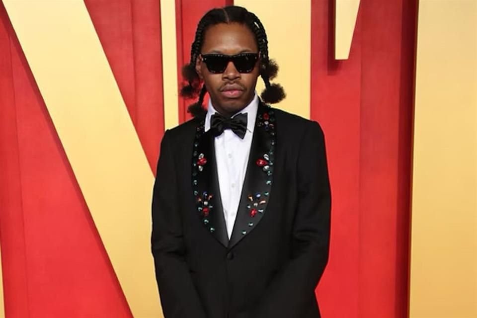 Jeremy O. Harris, actor de 'Emily en París', fue arrestado en Japón después de que autoridades encontraran éxtasis en su equipaje.