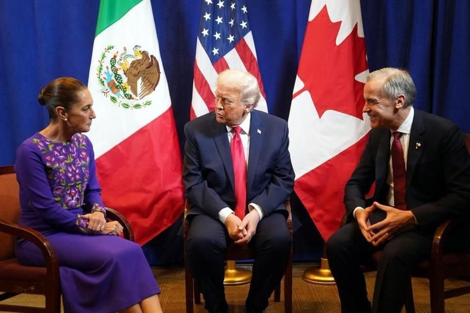 Claudia Sheinbaum calificó como positiva la primera reunión trilateral con su homólogo de EU, Donald Trump, y el Primer Ministro de Canadá, Mark Carney, aunque admitió la falta de acuerdos concretos.