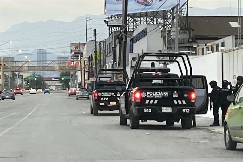 Las autoridades recorrieron la zona alrededor de las 17:00 horas en la Avenida Bernardo Reyes.