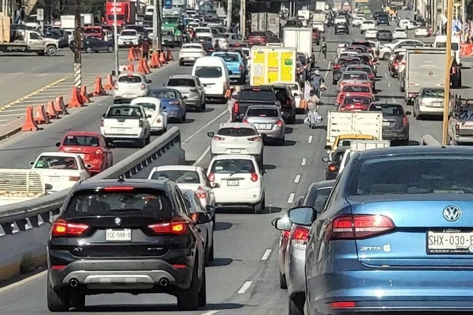 Los regios también se preparan para reuniones por partidos de Tigres y Rayados, así como posadas y fiestas.