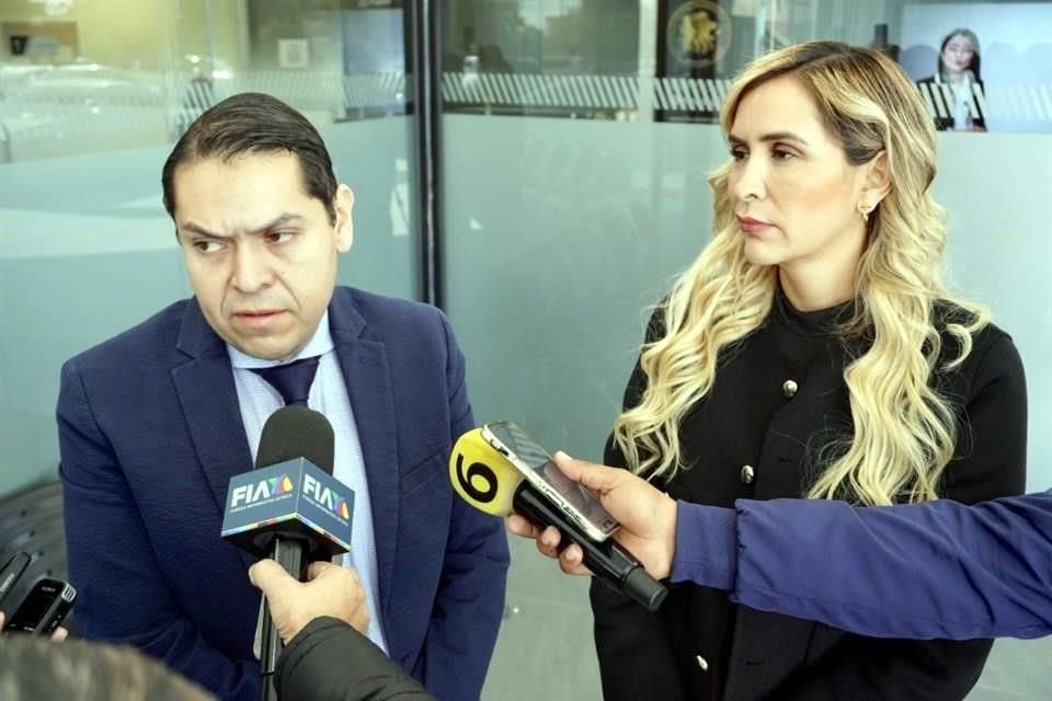  Adalina Dávalos compareció ayer en el Code ubicado en García.