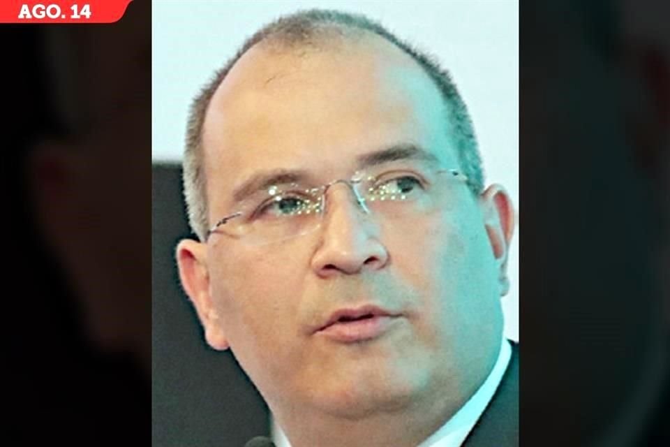 El ICE detiene en Texas a Carlos Treviño, ex director de Pemex, para entregarlo a México.