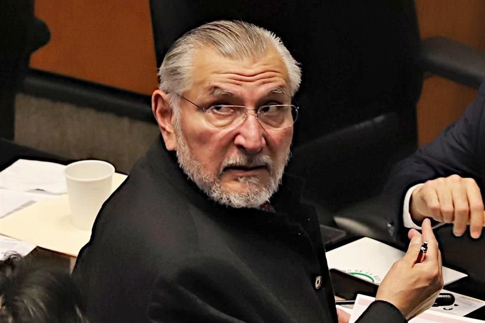 Adán Augusto, coordinador de Morena, tiene bajo su control mil 894 mdp al año, que se gastarán de manera discrecional este 2025 en Senado.