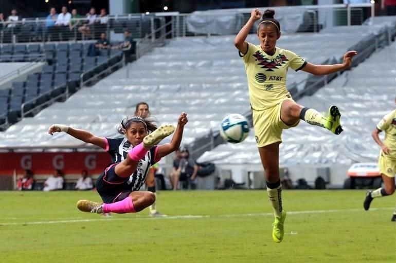 Con un triplete de Desirée Monsiváis, las Rayadas golearon 4-1 al América, llegaron a 21 unidades y se mantienen en el subliderato de la Liga MX Femenil.