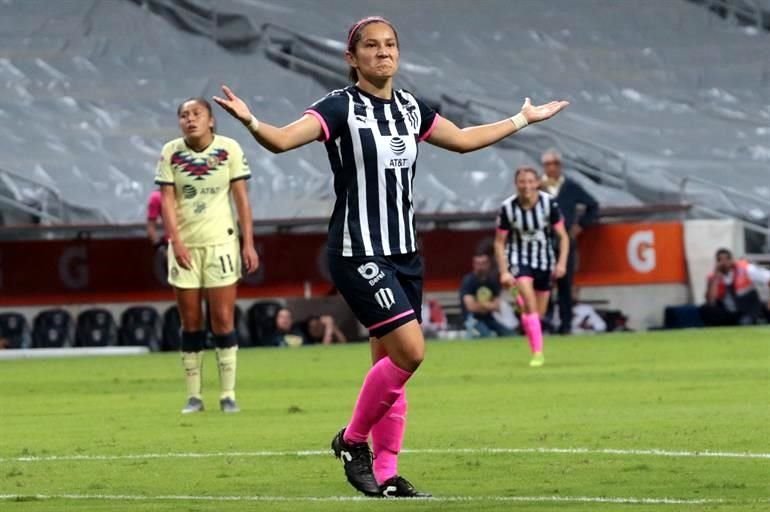 Con un triplete de Desirée Monsiváis, las Rayadas golearon 4-1 al América, llegaron a 21 unidades y se mantienen en el subliderato de la Liga MX Femenil.