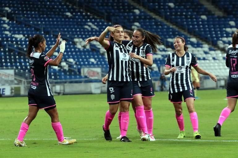 Con un triplete de Desirée Monsiváis, las Rayadas golearon 4-1 al América, llegaron a 21 unidades y se mantienen en el subliderato de la Liga MX Femenil.