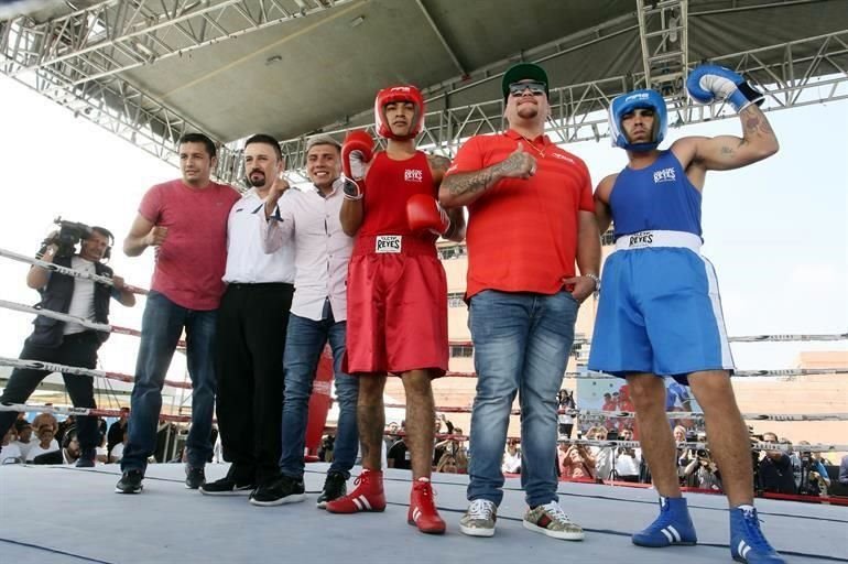 Estuvo viendo las peleas que se ofrecieron en el interior del penal.