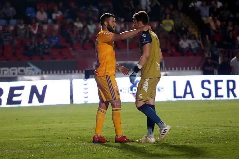 Gignac fue de los más criticados.