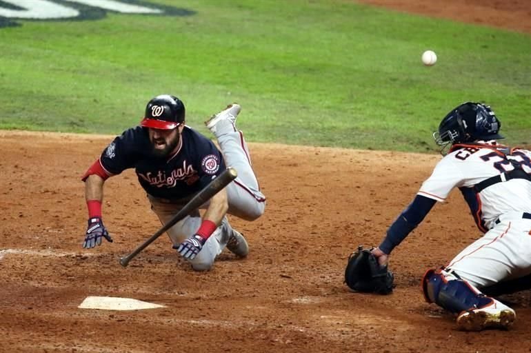 Por los Astros, los venezolanos José Altuve de 3-0 con una remolcada, Robinson Chirinos de 4-0. Los cubanos Yuli Gurriel de 3-0, Yordan Álvarez de 3-0. El puertorriqueño Carlos Correa de 4-1.