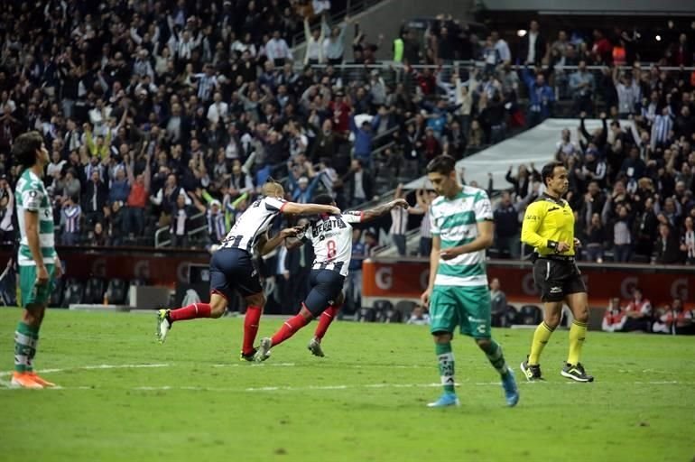 Dorlan anotó un golazo al 84', con el que selló la cuenta para Rayados.