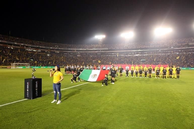 Tigres Femenil y Rayadas empataron 1-1 en la ida de la Final de Liga MX Femenil en el Estadio Universitario, que tuvo una gran fiesta.