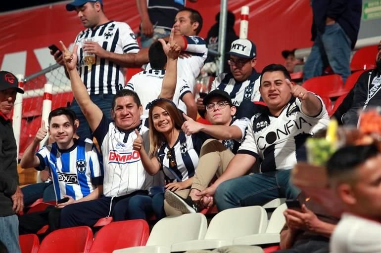 Imágenes del color en la Semifinal de vuelta Necaxa-Rayados.