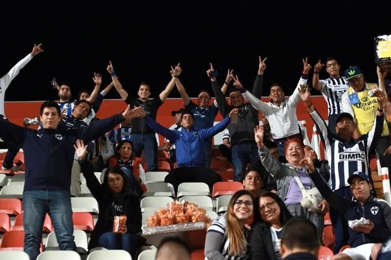 Imágenes del color en la Semifinal de vuelta Necaxa-Rayados.