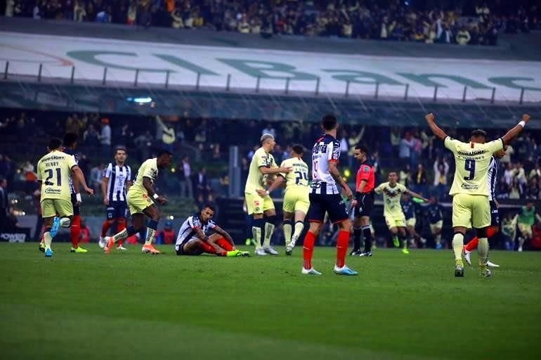 Viñas desató temprano la locura en el Azteca.